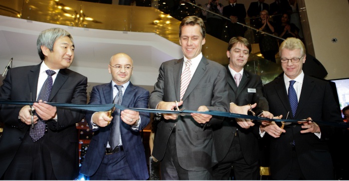 27 октября 2001г. в 19:00 в г. Запорожье состоялось официальное открытие первого в Украине международного отеля сети Four Points by Sheraton.